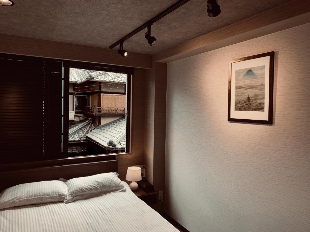 Hotel Traveling Bridge Nijojo Киото Екстериор снимка